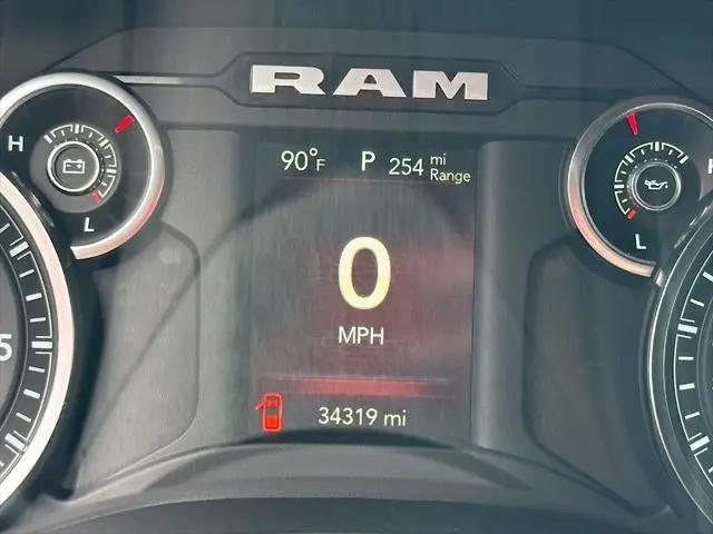 2023 Ram 1500 Big Horn Crew Cab 4x4 57 Box