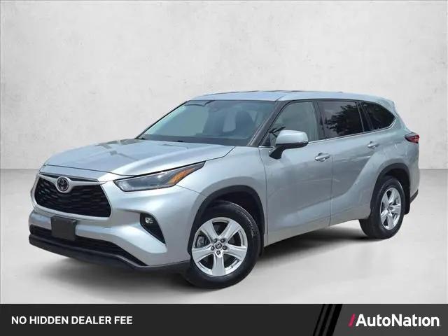 2021 Toyota Highlander LE for sale in Tampa, FL