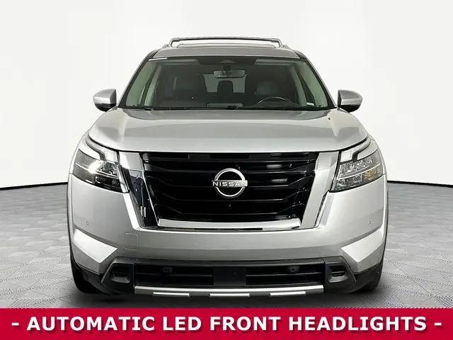 2023 Nissan Pathfinder Platinum FWD