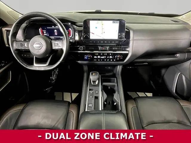 2023 Nissan Pathfinder Platinum FWD