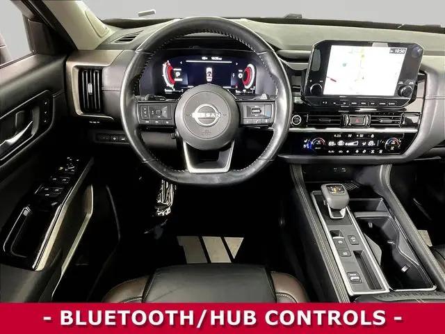 2023 Nissan Pathfinder Platinum FWD