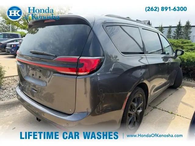 2021 Chrysler Pacifica Touring L