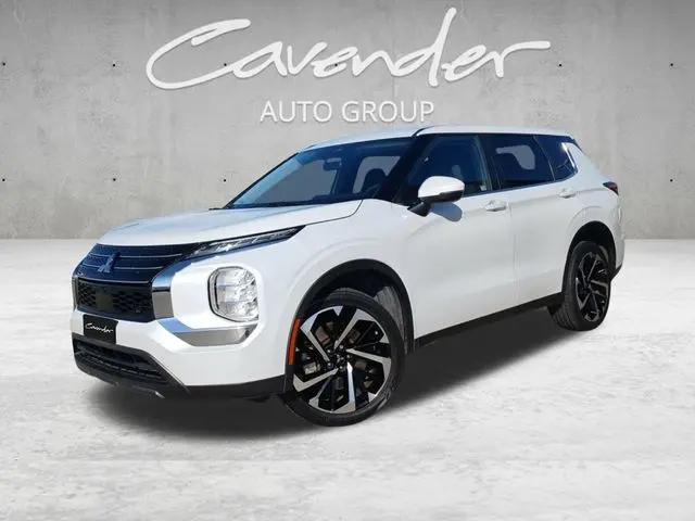 2022 Mitsubishi Outlander ES 2.5 2WD for sale in San Antonio, TX