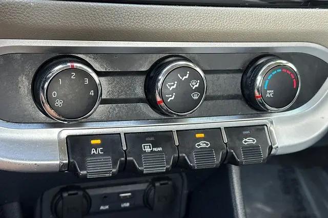 2016 Kia Rio EX