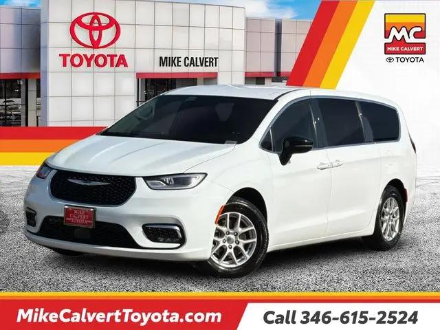 2024 Chrysler Pacifica Touring L for sale in Houston, TX