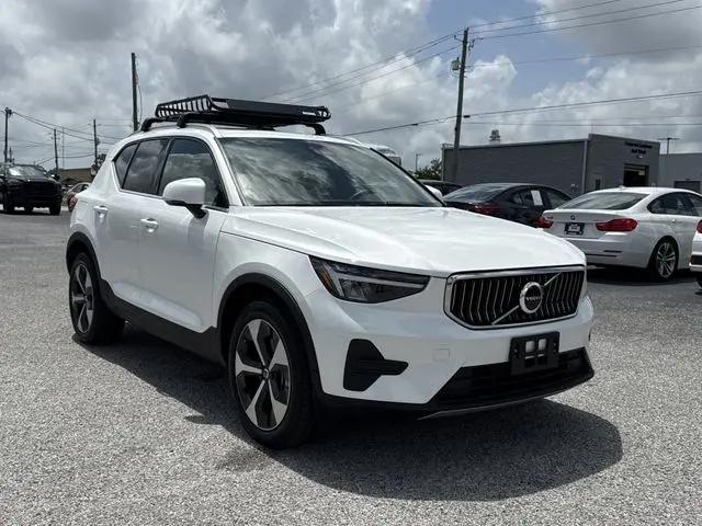 2025 Volvo XC40 B5 Core Bright Theme for sale in Pensacola, FL