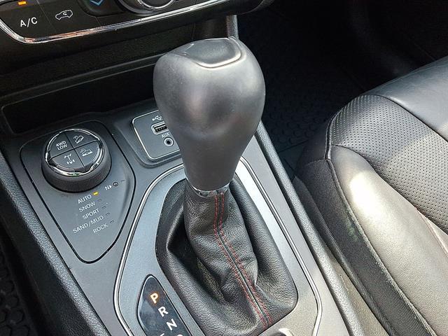Used 2019 Jeep Cherokee Trailhawk Elite 4x4 For Sale in East Hanover, NJ