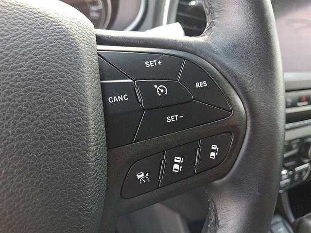 Used 2019 Jeep Cherokee Trailhawk Elite 4x4 For Sale in East Hanover, NJ