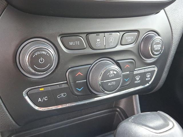 Used 2019 Jeep Cherokee Trailhawk Elite 4x4 For Sale in East Hanover, NJ
