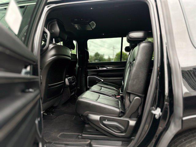 2023 Jeep Wagoneer Series I 4x4
