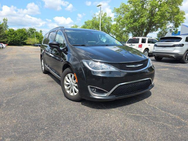 2017 Chrysler Pacifica Touring-L for sale in Flint, MI