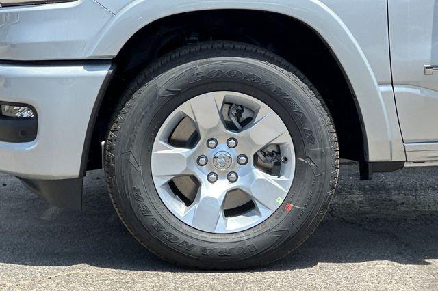 2026 Ram 1500 Big Horn Crew Cab 4x2 57 Box