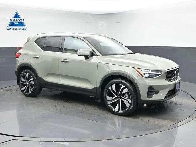 2025 Volvo XC40 B5 Ultra Bright Theme for sale in Winston Salem, NC