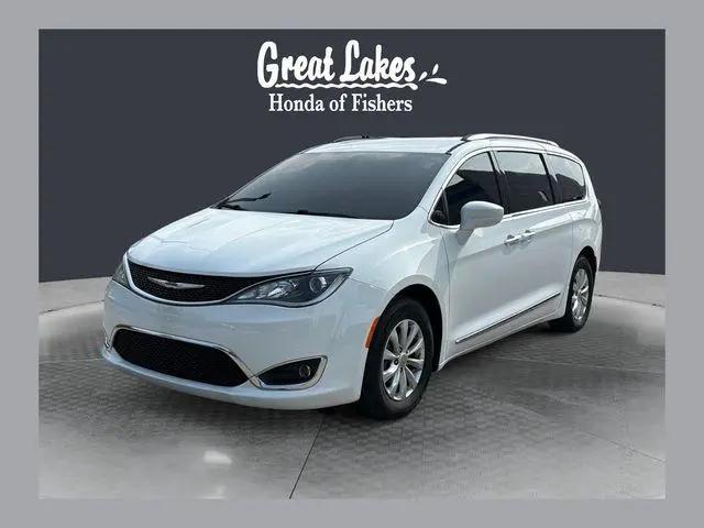 2018 Chrysler Pacifica Touring L for sale in Fishers, IN