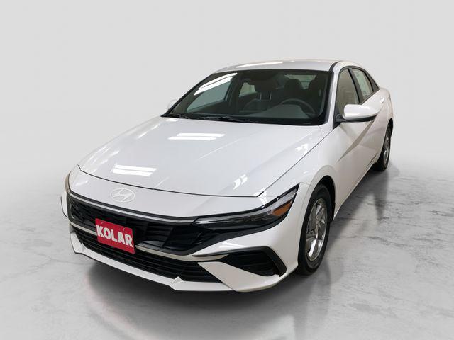2025 Hyundai Elantra SE for sale in HERMANTOWN, MN