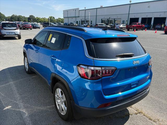 2022 Jeep Compass Latitude FWD