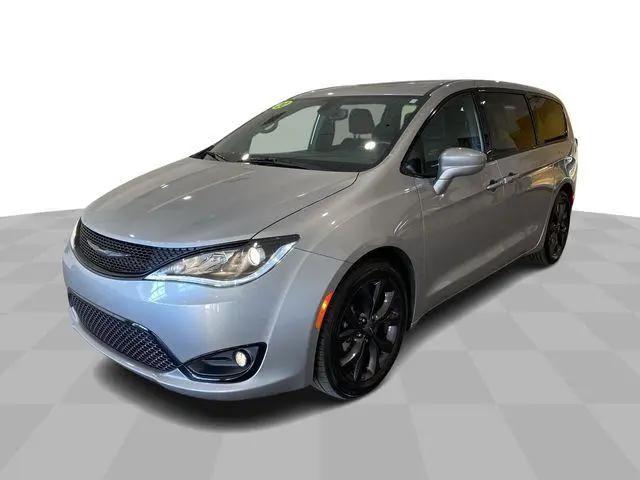 2020 Chrysler Pacifica Touring for sale in Evansville, IN