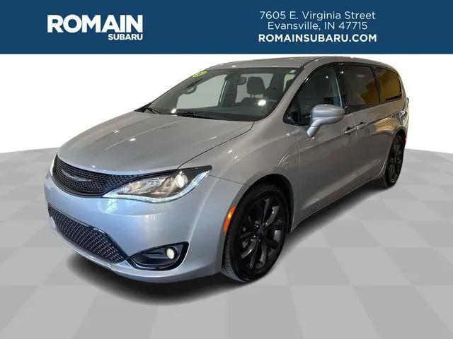2020 Chrysler Pacifica Touring for sale in Evansville, IN