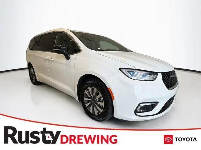 2026 Chrysler Pacifica Hybrid Select for sale in Jefferson City, MO