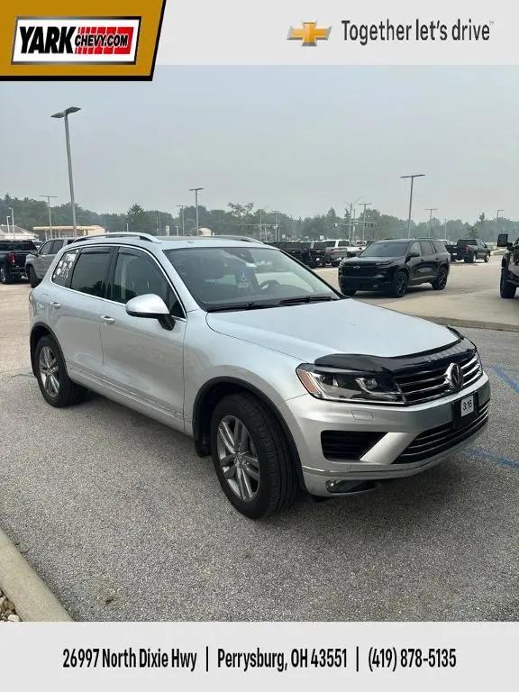 2016 Volkswagen Touareg TDI Lux for sale in Perrysburg, OH