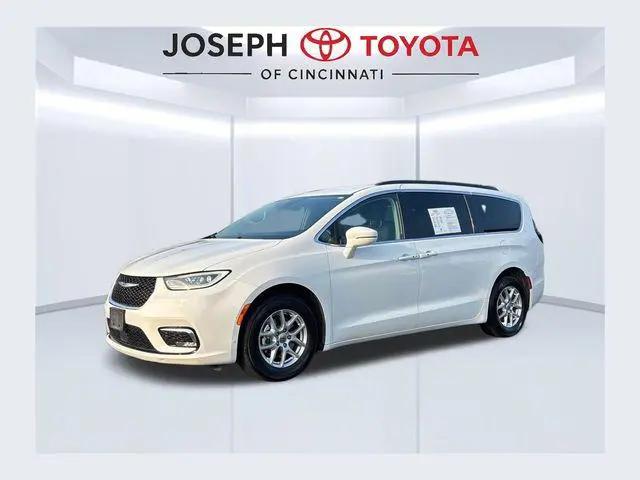2022 Chrysler Pacifica Touring L for sale in Cincinnati, OH