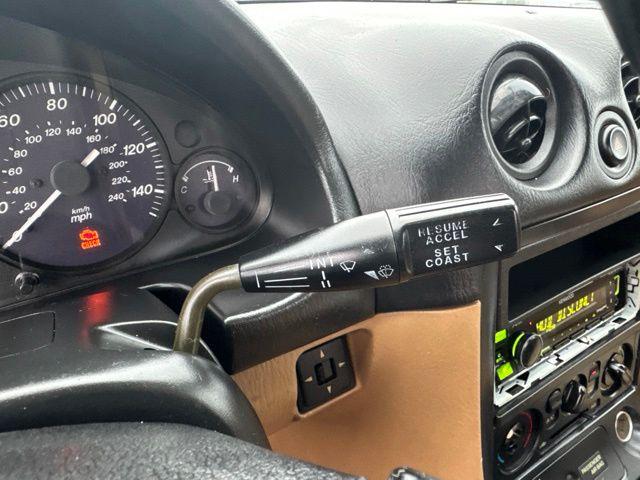 1999 Mazda MX-5 Touring