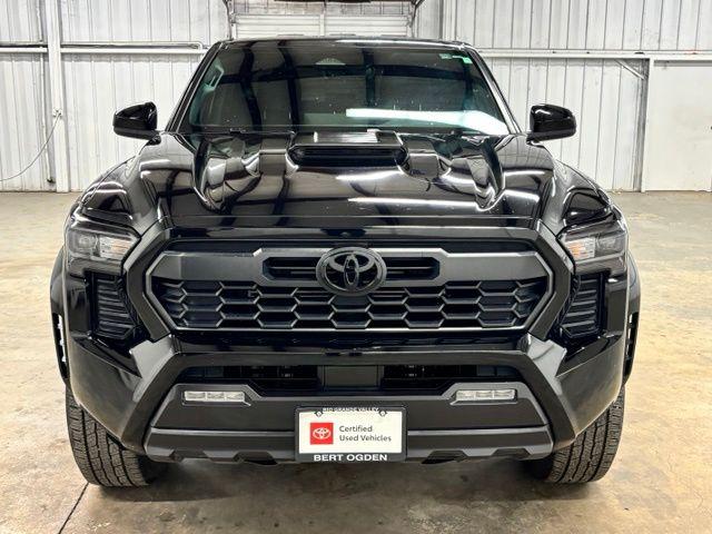Certified Used 2025 BLACK Toyota  image 2