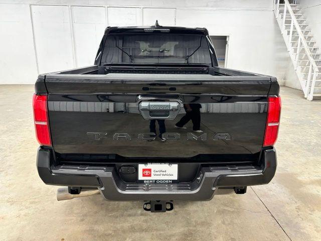 Certified Used 2025 BLACK Toyota  image 6