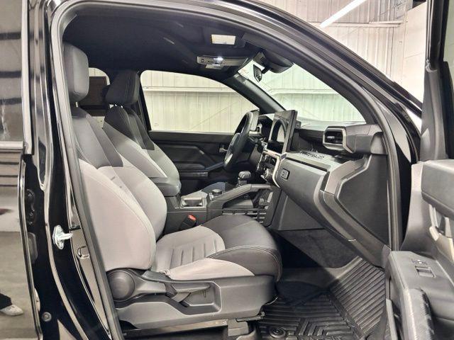 Certified Used 2025 BLACK Toyota  image 22