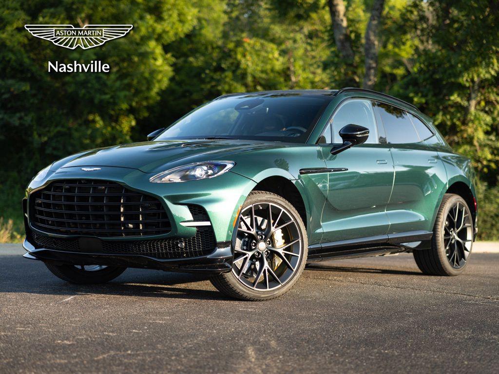 /2025 Aston-Martin DBX