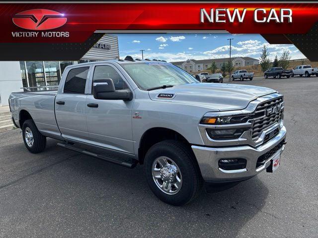 2026 RAM Ram 3500 RAM 3500 TRADESMAN CREW CAB 4X4 8 BOX