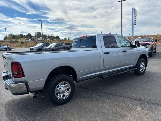 2026 RAM Ram 3500 RAM 3500 TRADESMAN CREW CAB 4X4 8 BOX
