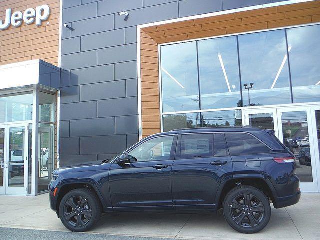 2027 Jeep Grand Cherokee Limited Reserve 2027 Jeep Grand Cherokee Limited Reserve