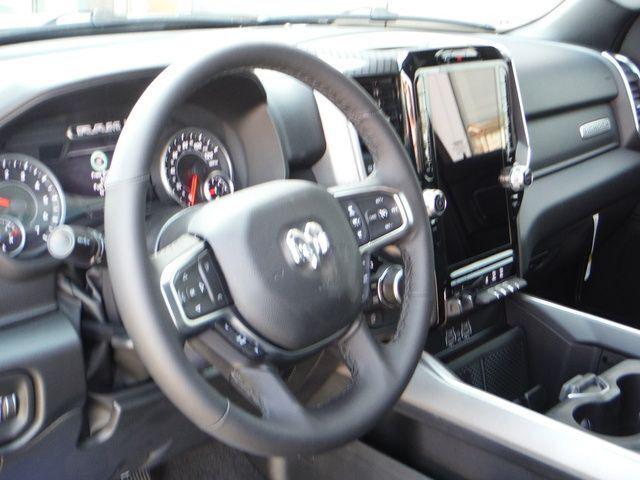 2027 RAM Ram 1500 RAM 1500 BIG HORN CREW CAB 4X4 57 BOX 2027 RAM Ram 1500 RAM 1500 BIG HORN CREW CAB 4X4 57 BOX