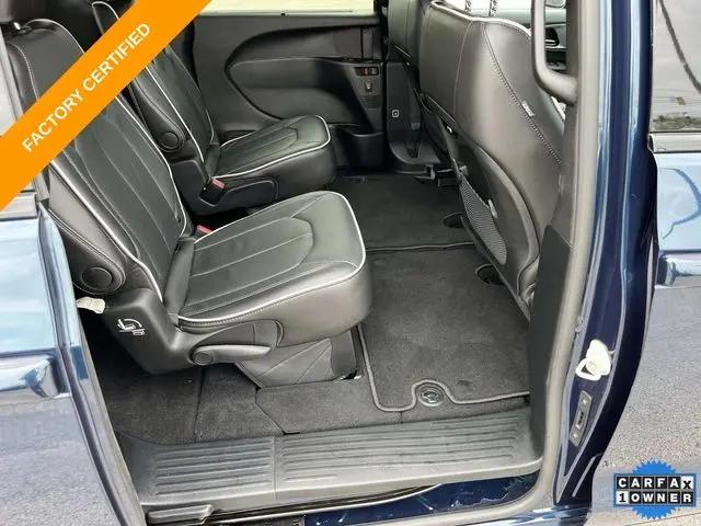 2025 Chrysler Pacifica Limited AWD