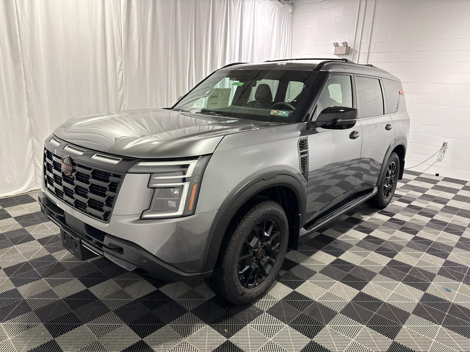 2026 Nissan Armada PRO-4X - Photo 11