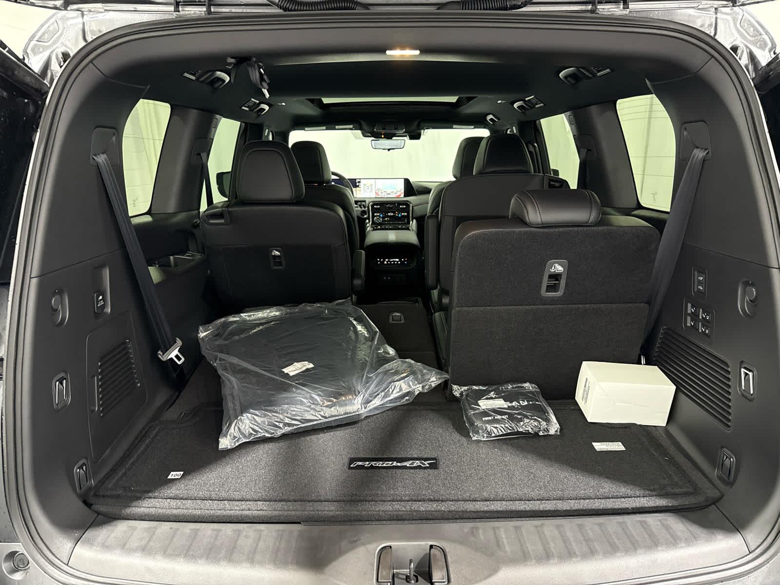 2026 Nissan Armada PRO-4X - Photo 27