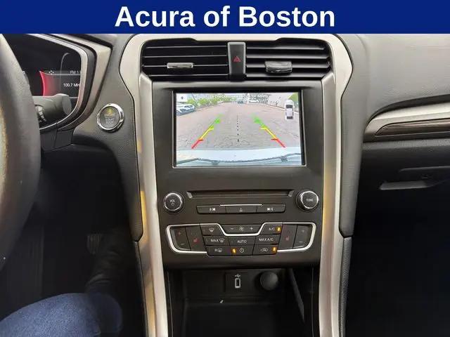 2017 Ford Fusion SE