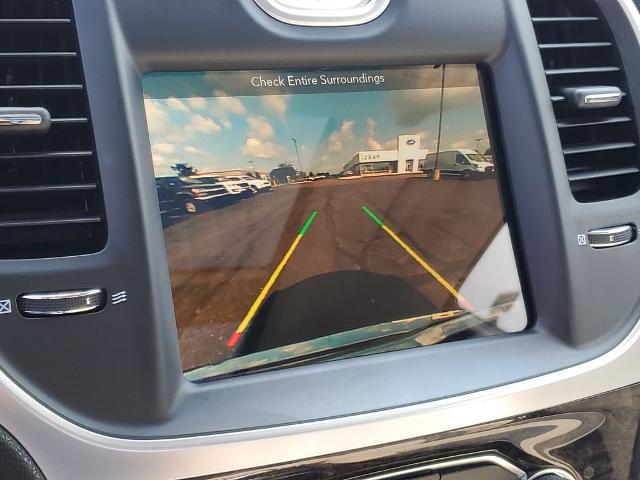 2017 Chrysler 300 AWD