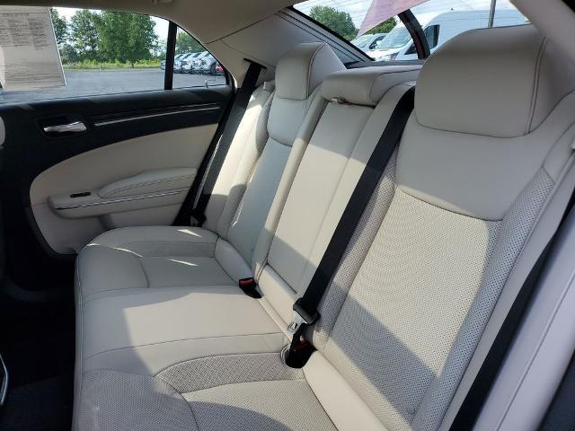 2017 Chrysler 300 AWD