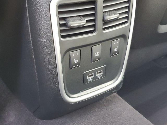 2017 Chrysler 300 AWD
