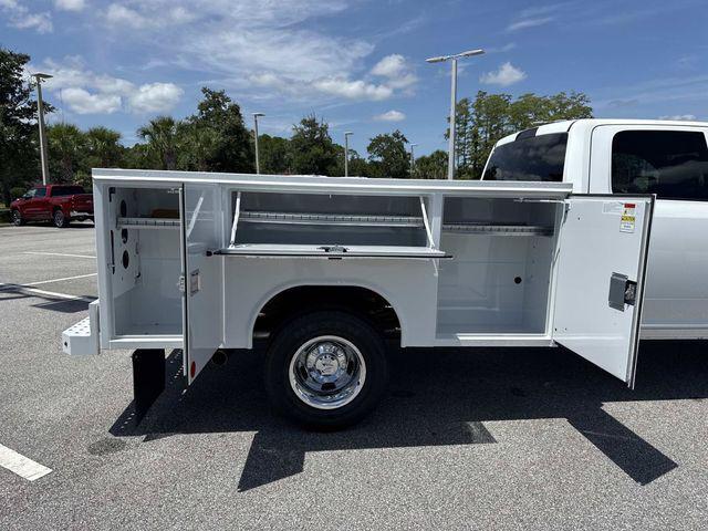 2026 RAM 3500 Chassis RAM 3500 TRADESMAN CREW CAB CHASSIS 4X4 60 CA