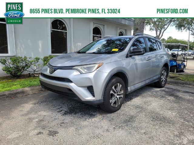 2018 Toyota RAV4 LE for sale in Pembroke Pines, FL