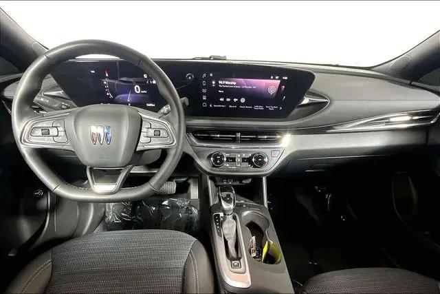 2025 Buick NV Preferred FWD