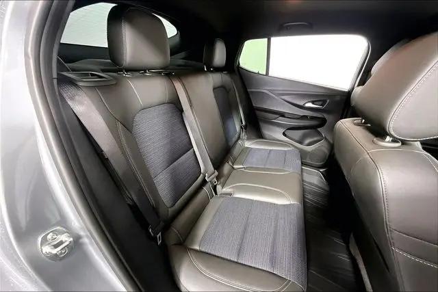 2025 Buick NV Preferred FWD