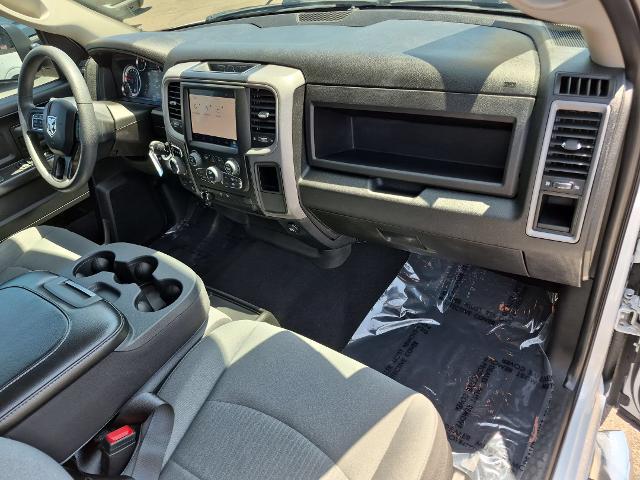 2024 Ram 1500 Classic Tradesman Crew Cab 4x4 5'7" Box
