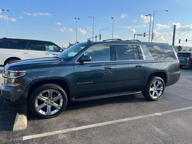 2019 Chevrolet Suburban LT for sale in Naperville, IL