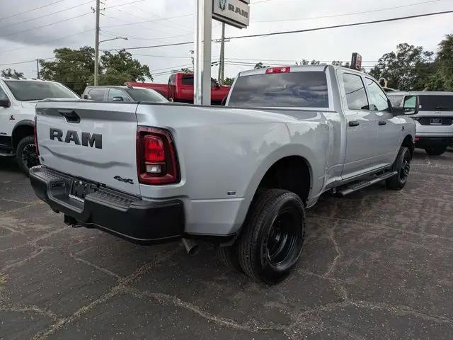2026 Ram 3500 Tradesman Crew Cab 4x4 8 Box