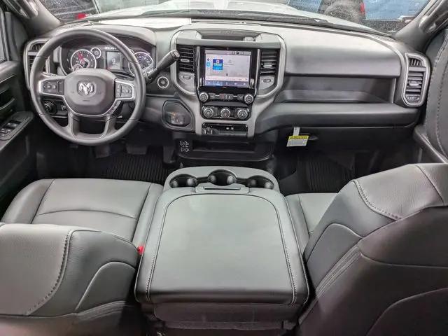 2026 Ram 3500 Tradesman Crew Cab 4x4 8 Box