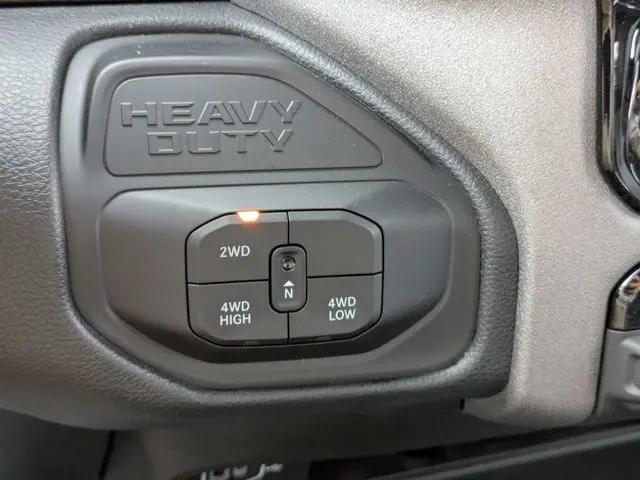 2026 Ram 3500 Tradesman Crew Cab 4x4 8 Box